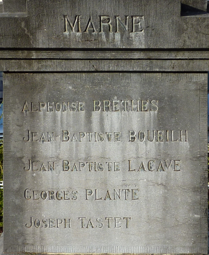 Monument aux morts 1.JPG