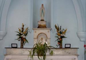 Vases 1.jpg