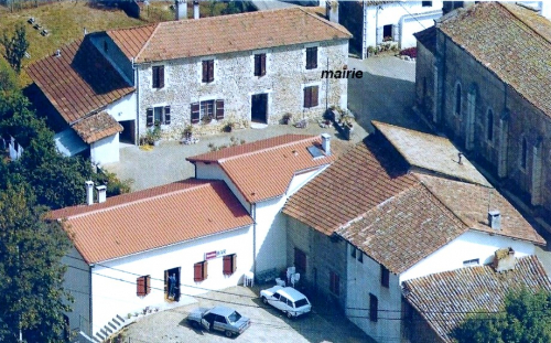 Mairie années 80.jpg