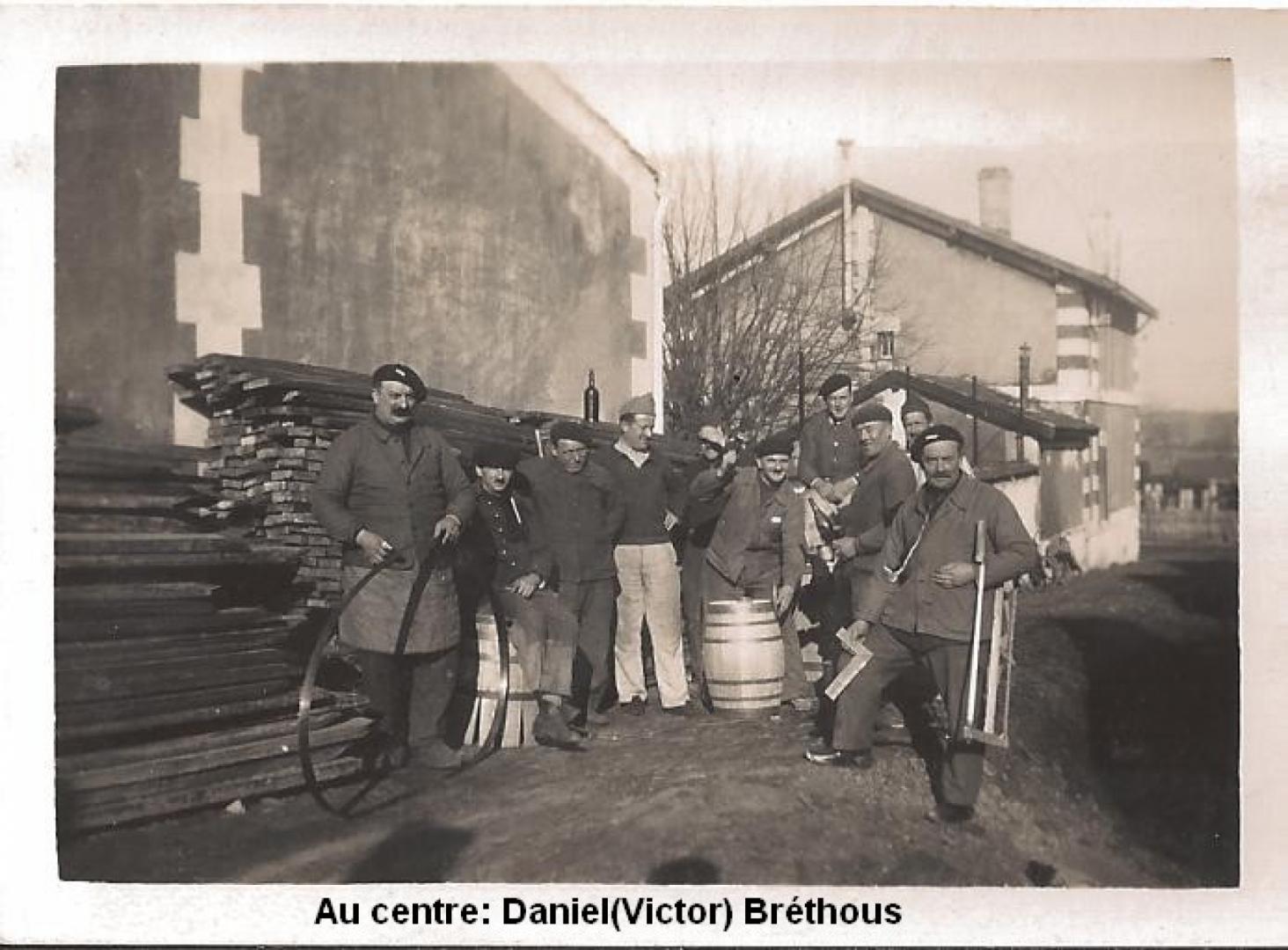 Daniel Bréthous tonnelier né en 1900.jpg